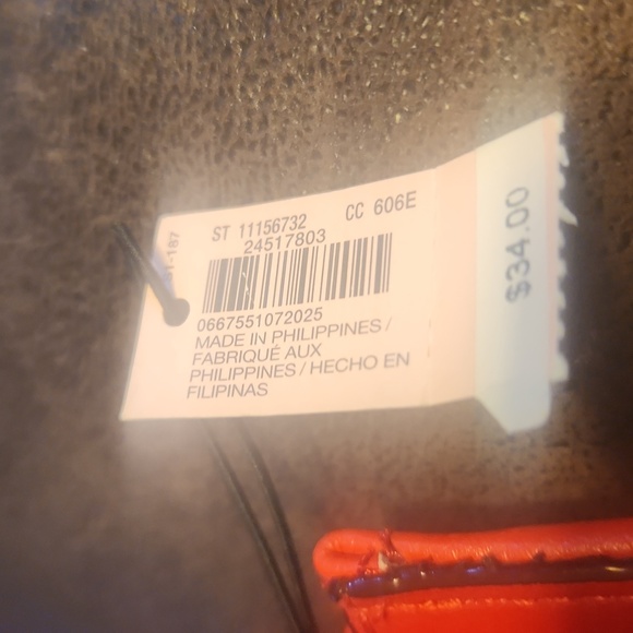 Ladies new Victoria secret wallet - Picture 2 of 3